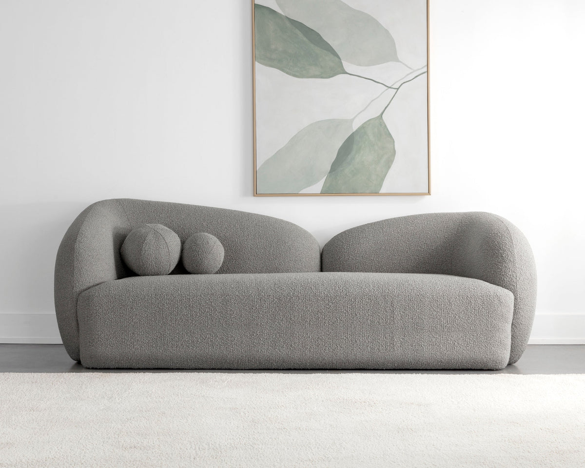 Sofas & Sectionals
