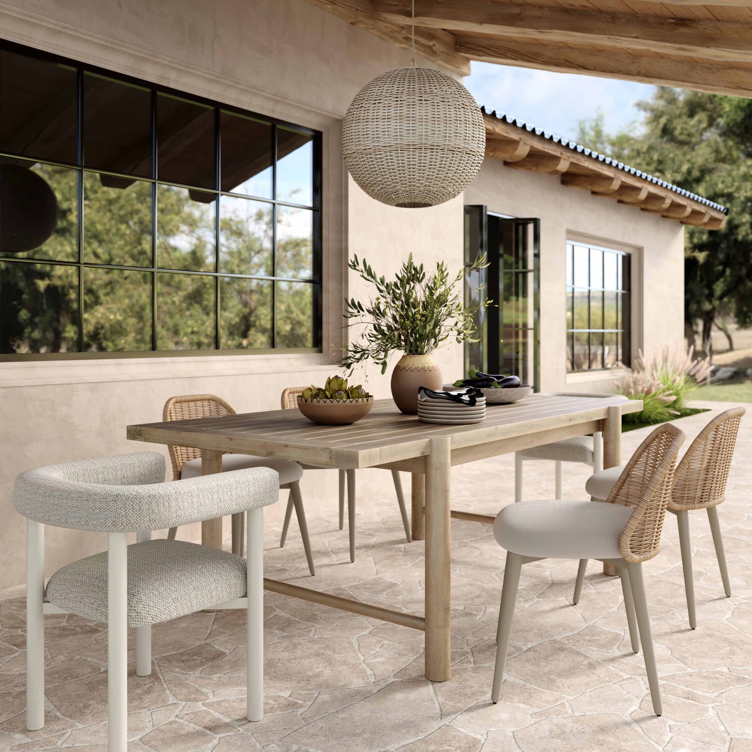 Outdoor Dining Seating
