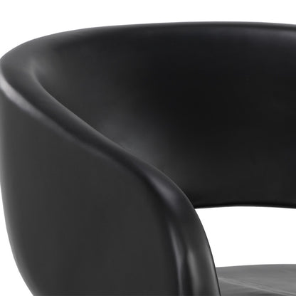 Cura Lounge Chair