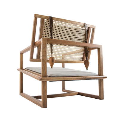 Canela Lounge Chair